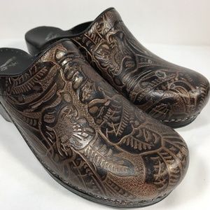 Dansko Clogs- size 41 floral print